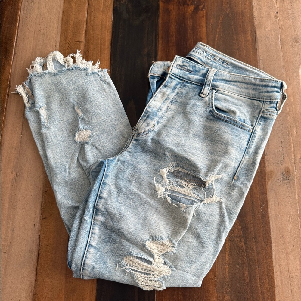 American Eagle Light ripped jeans